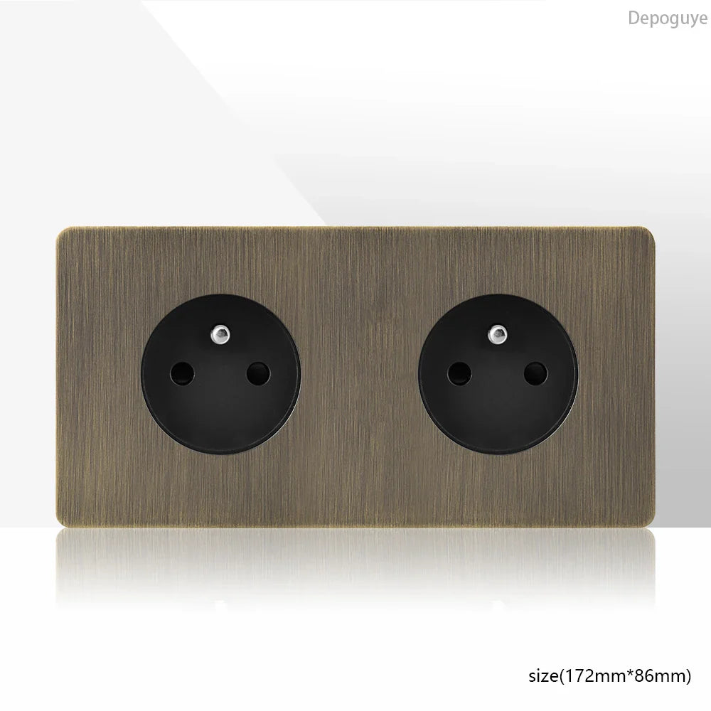 Priză de perete metalică retro cu întrerupător și port USB pentru încărcare | Lersk