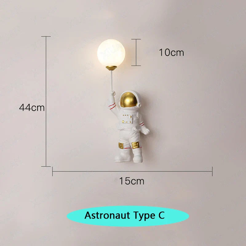 Lumină de perete pentru cameră de copii în stil astronaut | Lersk