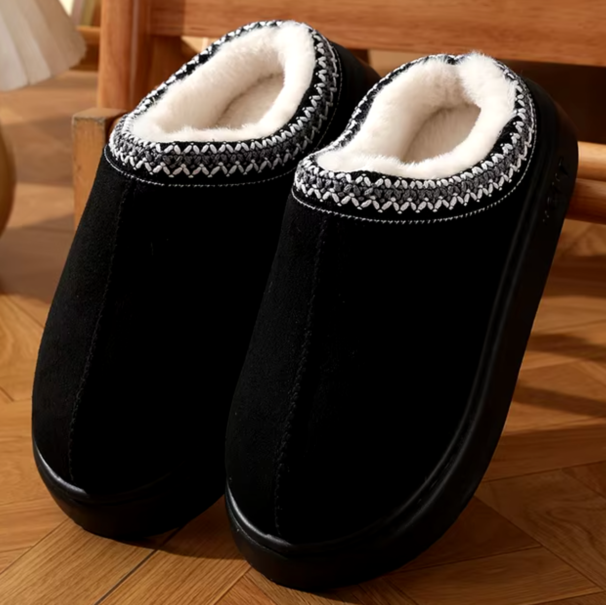 Wool-Lined Sheepskin Slippers for Everyday Home Comfort | Lersk