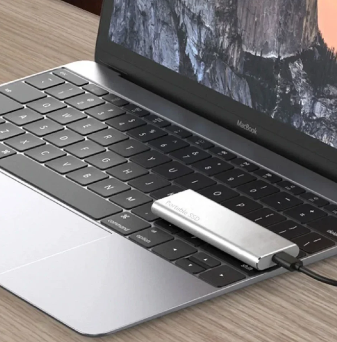 Hard Disk Esterno Portatile USB-C 4TB per PC e Mac | Lersk