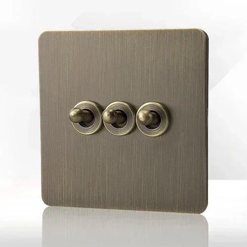 Priză de perete metalică retro cu întrerupător și port USB pentru încărcare | Lersk
