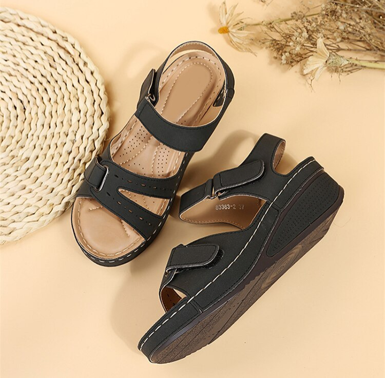 Virelle Women's Orthopedic Sandals for Spring and Summer Comfort | Lersk