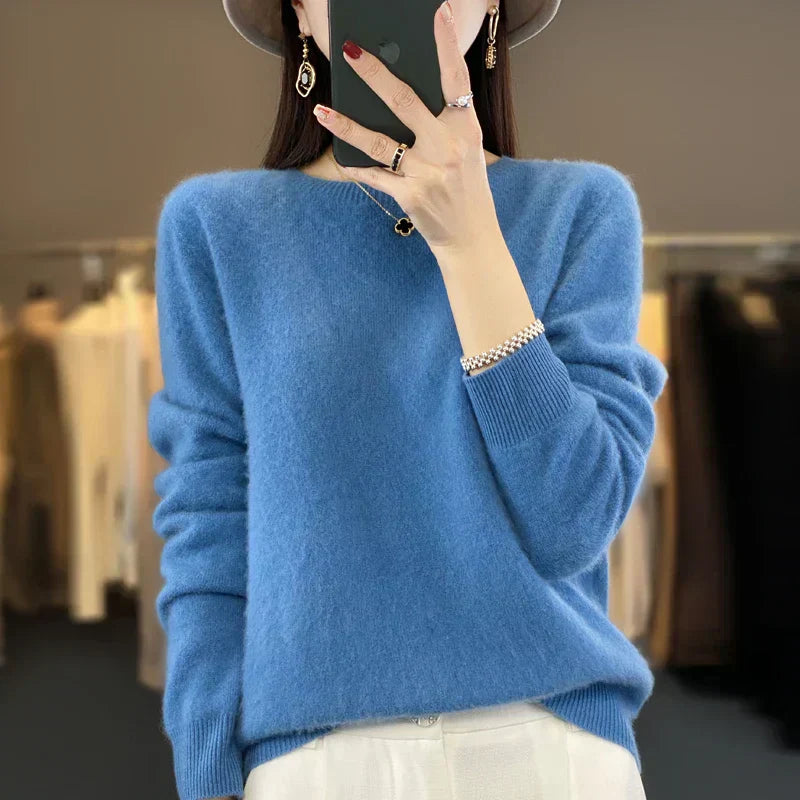 Camisola Clássica Suave LyraLux em Lã Merino para Mulher, Decote Redondo | Lersk