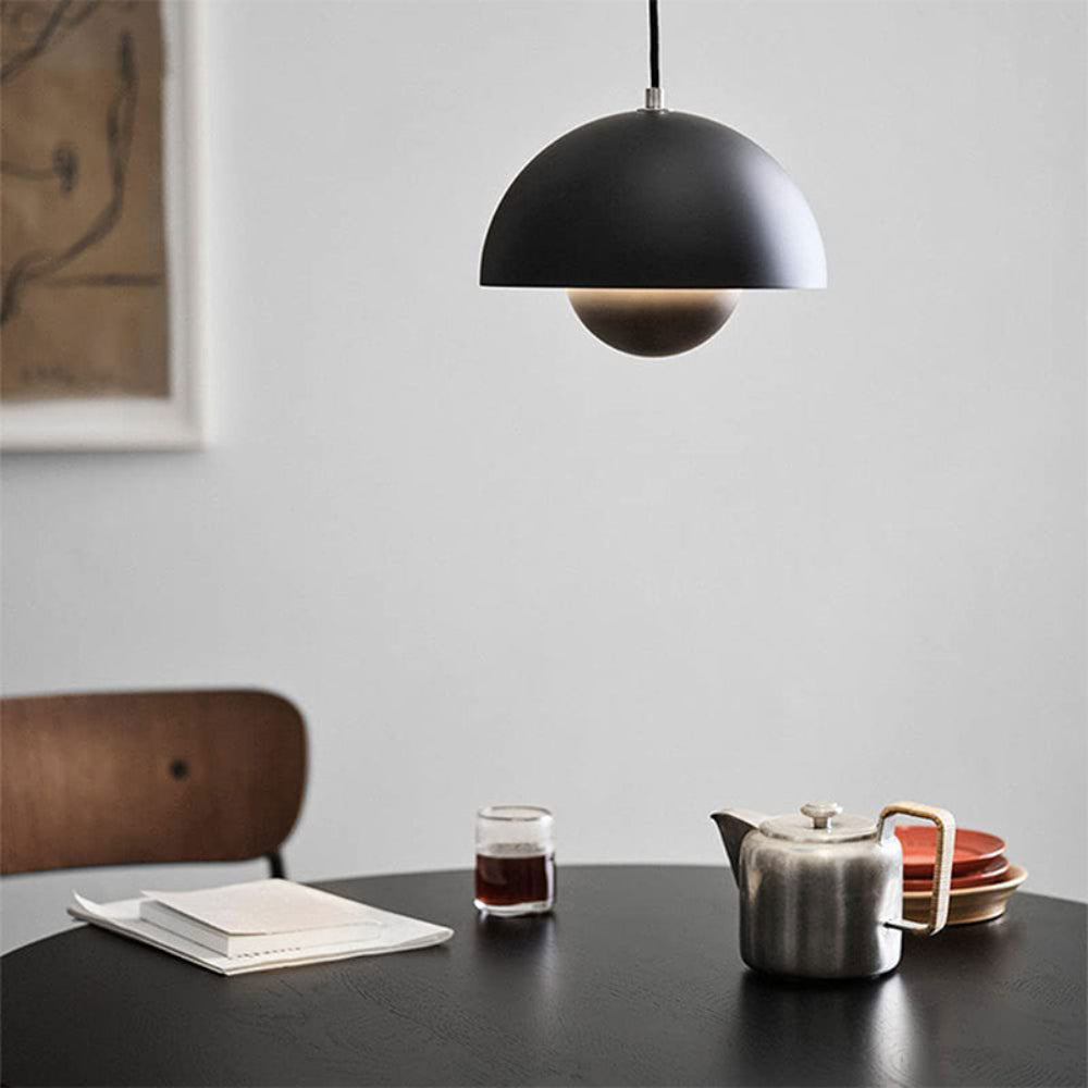 Lustre semi-circulaire couleur vibrante pour salons | Lersk