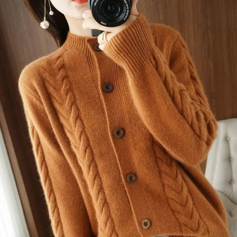 Chic Knit Cardigan | Lersk