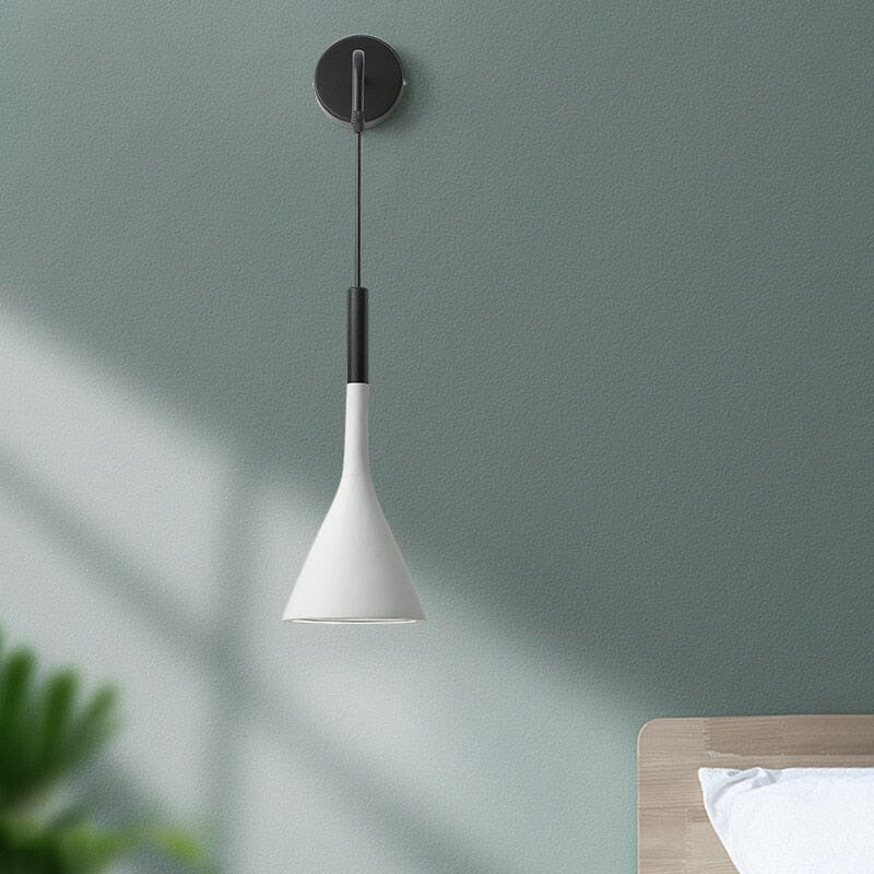 Lantern Wall Sconce | Lersk