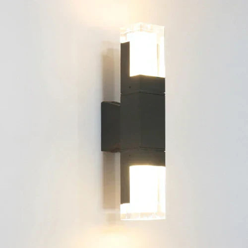 Liora Wall Light | Lersk