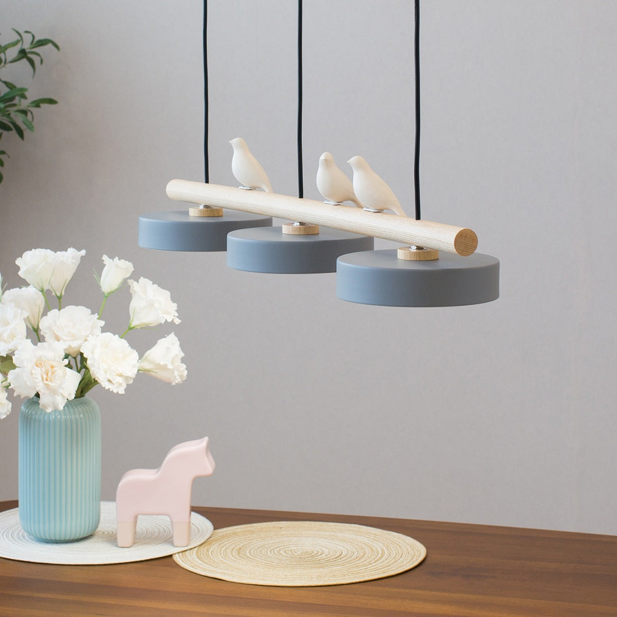 LyraNest Ptačí závěsná lampa Přírodou inspirovaná lampa do domácnosti | Lersk