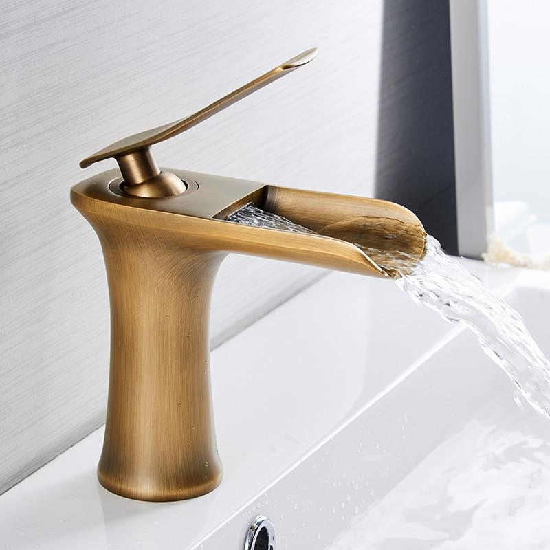Rubinetto per lavabo a cascata in ottone cromato con doppie tubazioni | Lersk