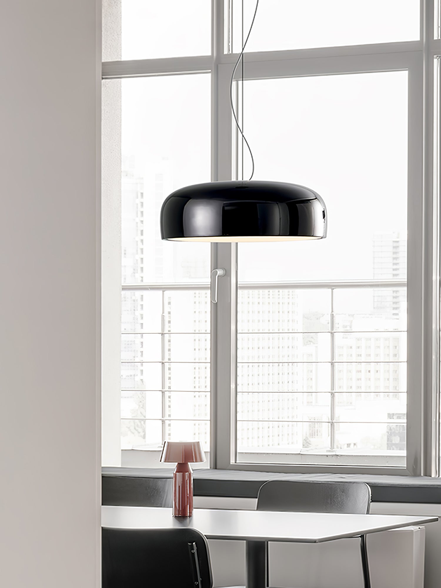 Lampada a sospensione da soffitto AstraLume con design elegante a luce diffusa | Lersk