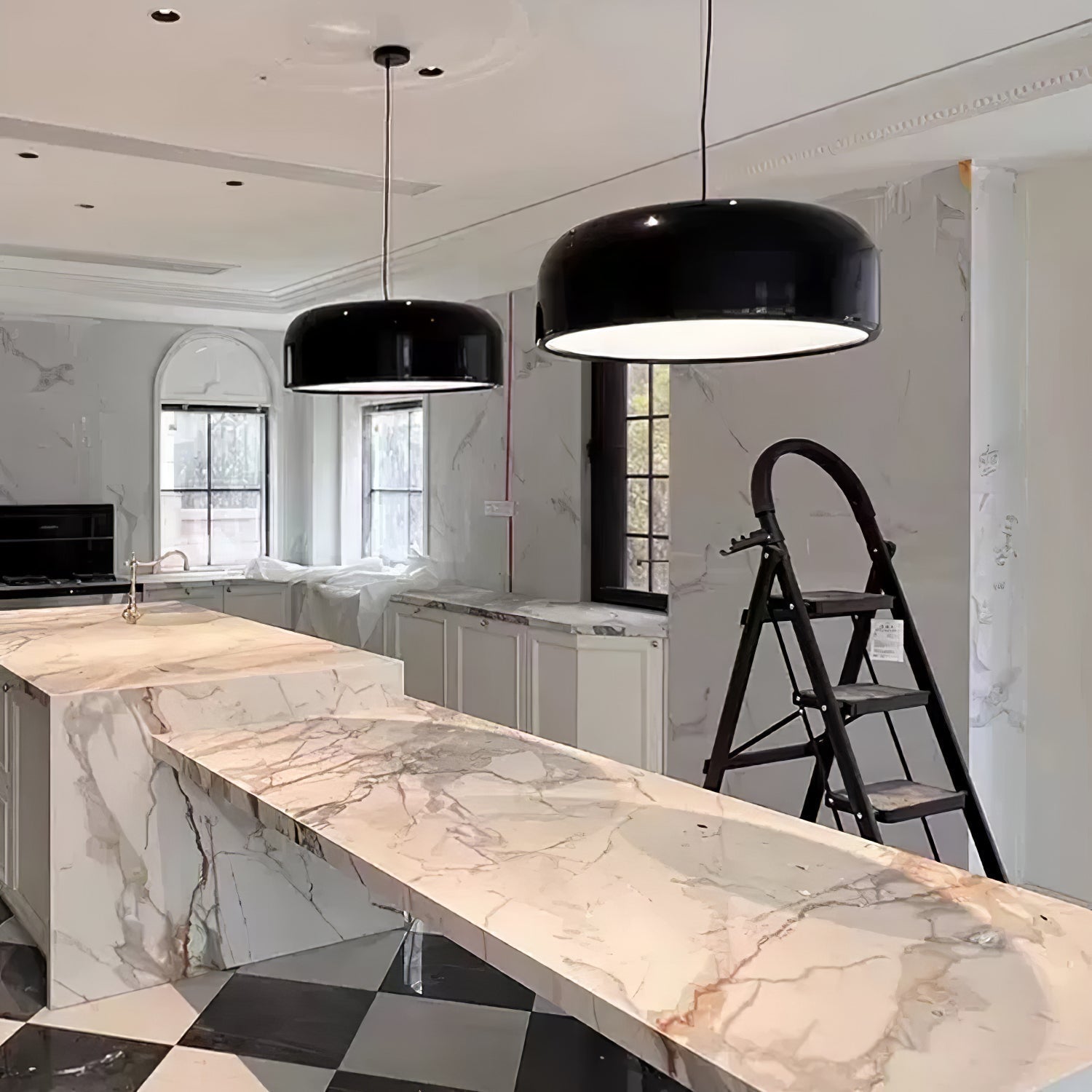 Lampada a sospensione da soffitto AstraLume con design elegante a luce diffusa | Lersk