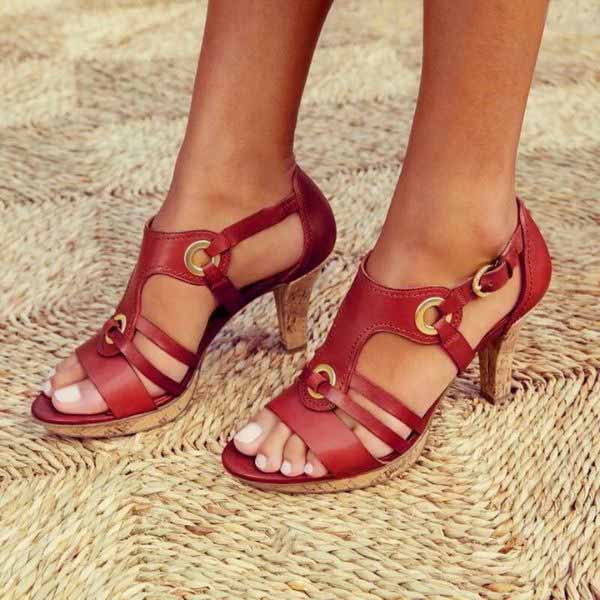 Women's Ankle Strap Heeled Sandals in Faux Leather, Size 8 | Lersk