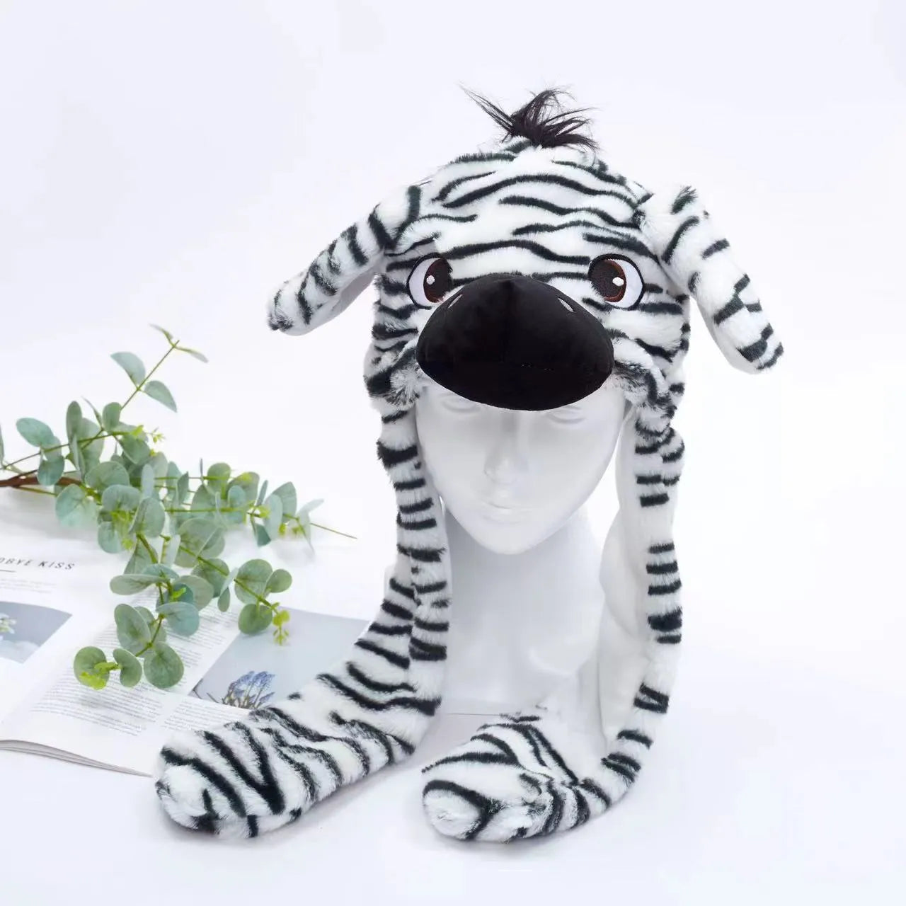 BunnyJoy Adorable Hat With Moving Ears That Always Brings A Bright Smile To Every Face | Lersk
