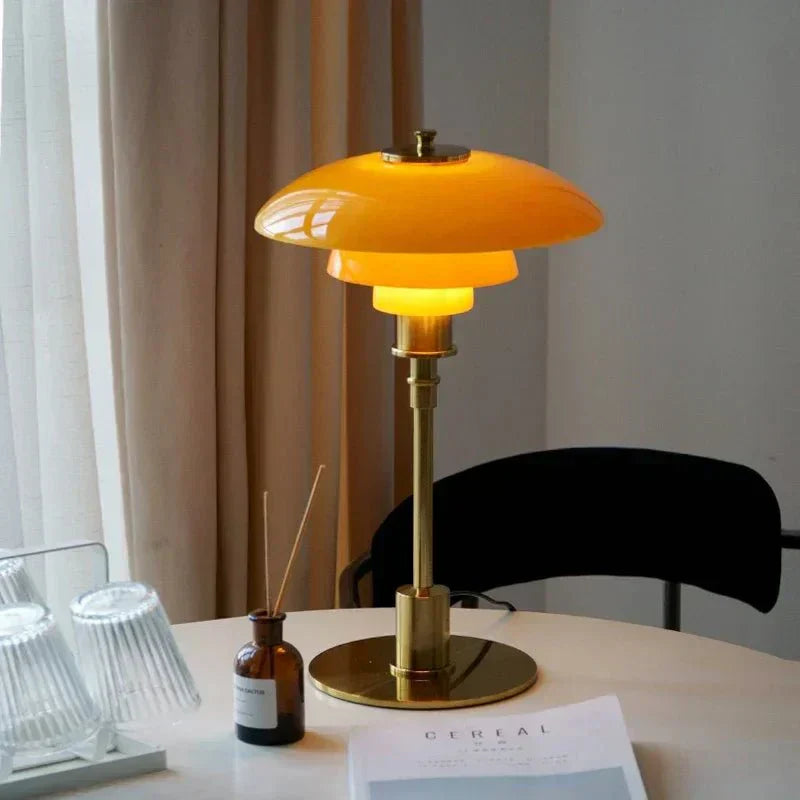 Lampă de birou Asterin Art Deco cu model geometric îndrăzneț | Lersk
