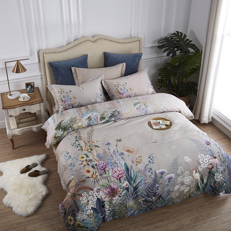 Aurelia Egyptian Cotton Bedding Set With Floral Print | Lersk