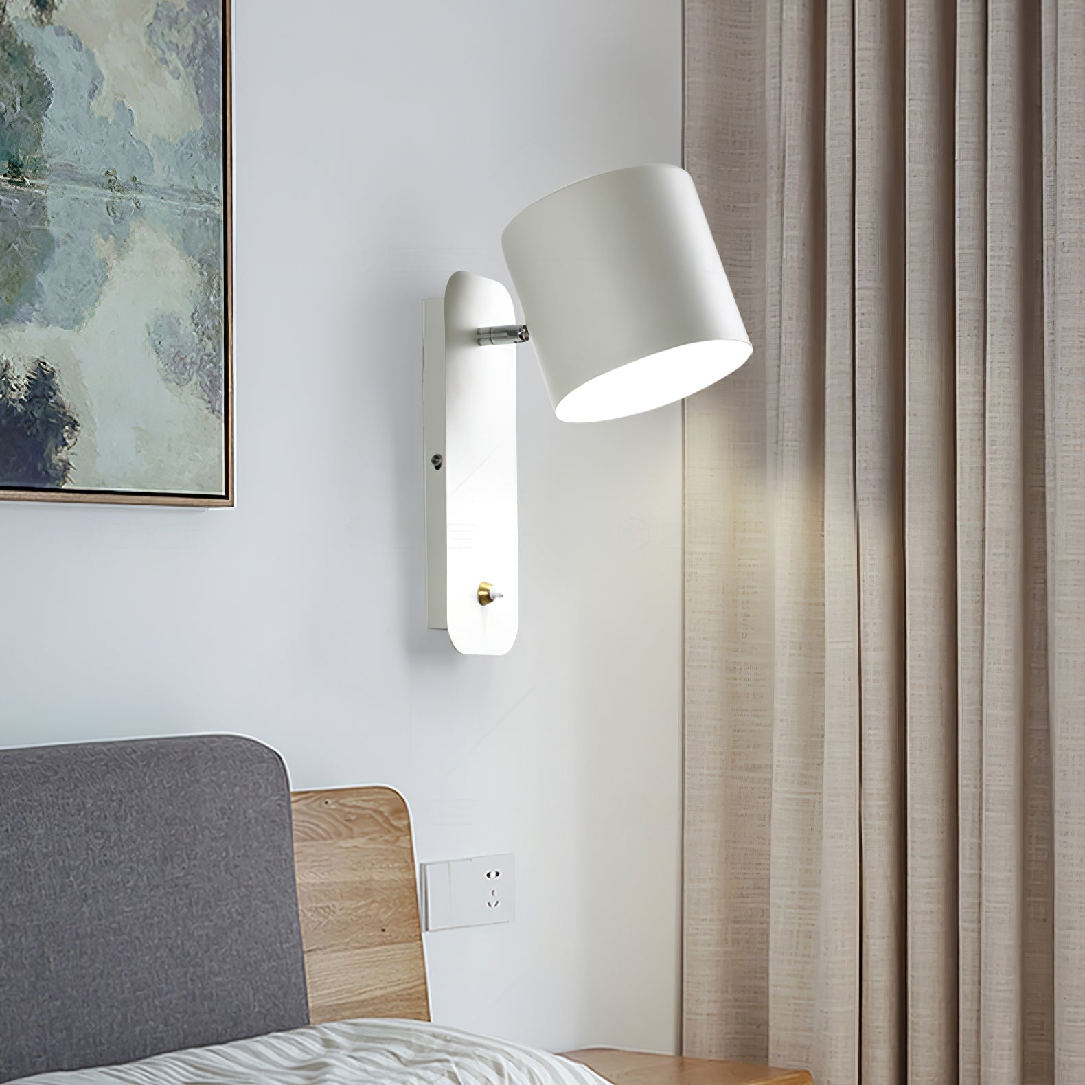 Aurelia Wall Light With Curved Silhouette And Ambient Glow | Lersk