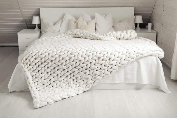 VeloraLoom Cozy Knit Throw Blanket Ultra Warm Thick | Lersk