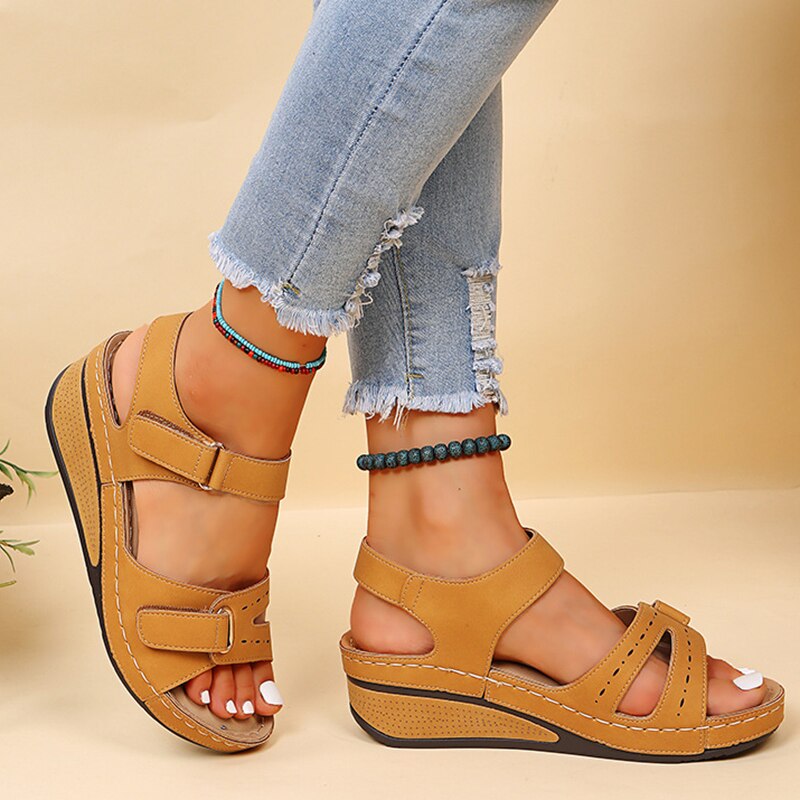 Virelle Women's Orthopedic Sandals for Spring and Summer Comfort | Lersk