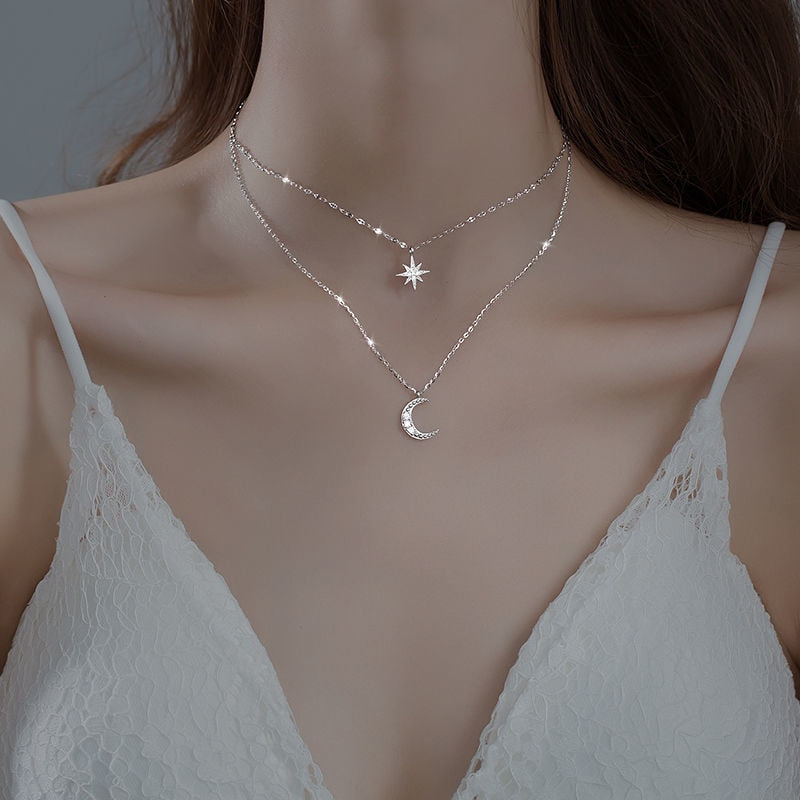 Náhrdelník Lyra Moon Duo Světle stříbrný Limitovaná edice Vícevrstvý přívěsek | Lersk