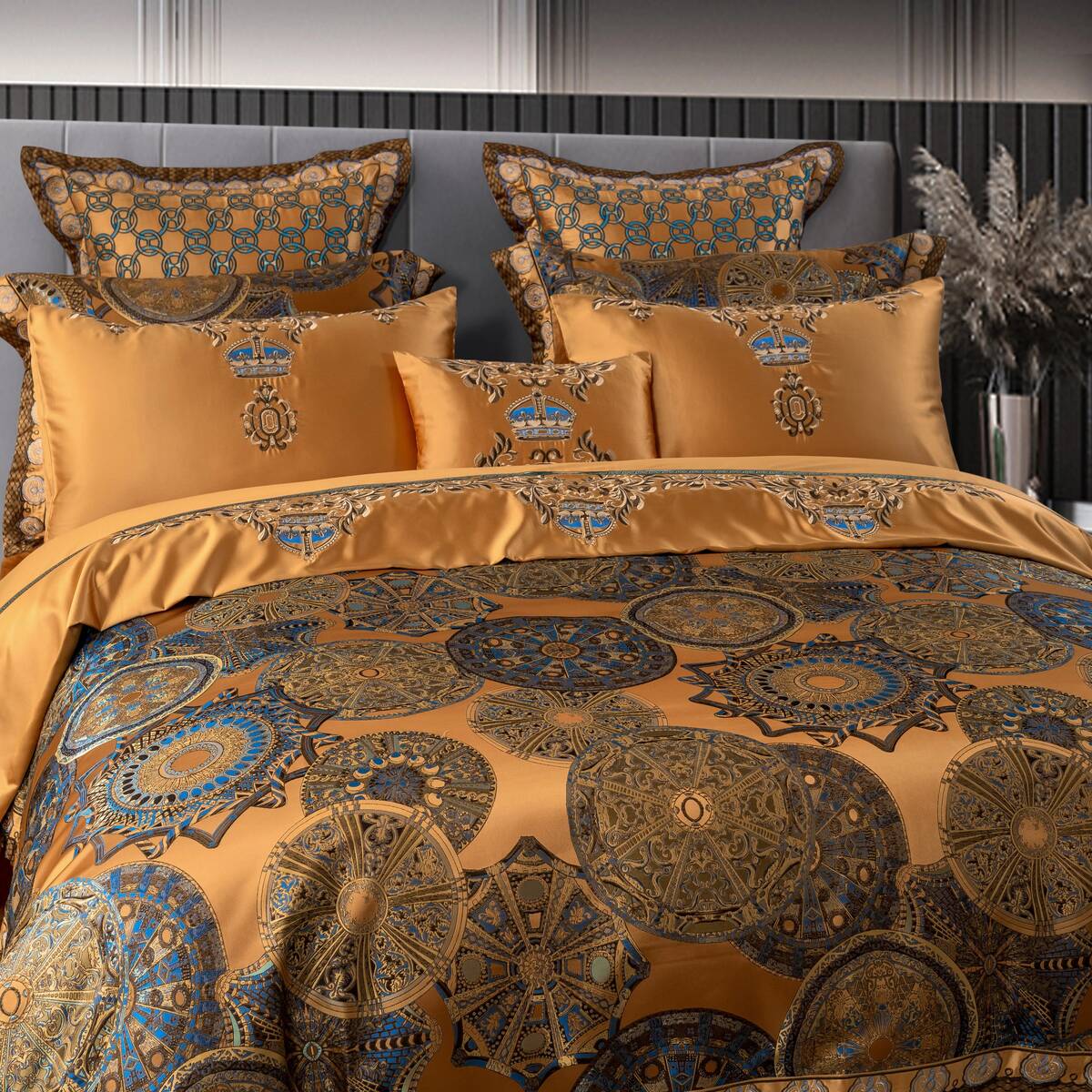 Khalara Satin Cotton Luxury Bedding Set in Royal Tones | Lersk