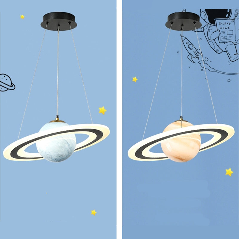 NebulaNavigator závěsné světlo na planetu s kosmickým ambientním světlem pro moderní domovy | Lersk