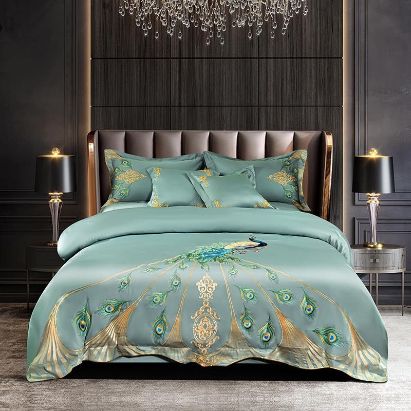 Aurora Embroidered Egyptian Cotton Duvet Set With Peacock | Lersk