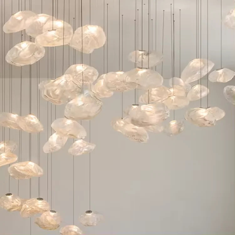 NovaCascade Glas-Kronleuchter mit Aluminiumrahmen und integrierter LED | Lersk