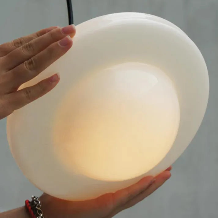 Lampada a sospensione geometrica AstraLume in vetro satinato | Lersk