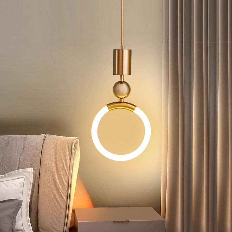 Nordische minimalistische hanglamp met elegante designelementen | Lersk