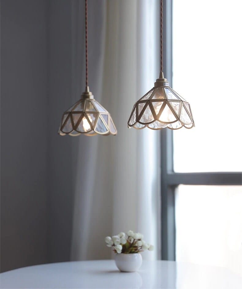 Mirelle Glass Blossom LED-Hängeleuchte mit Messingrahmen, Vintage-Stil, Leuchtmittel inklusive | Lersk