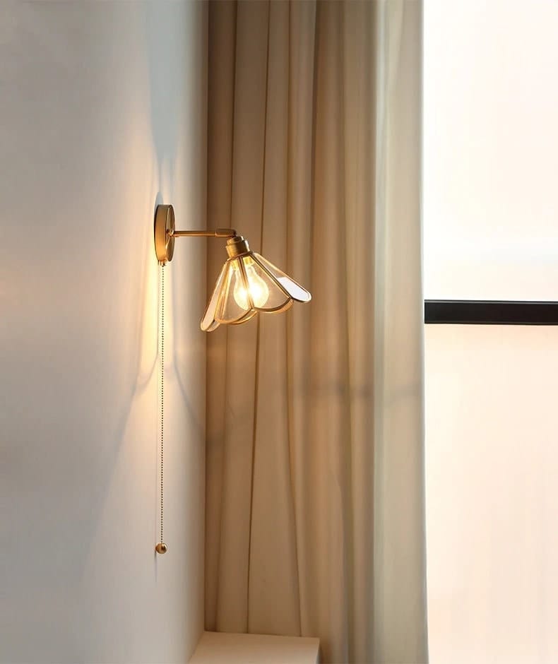 Liora Vintage-Glasblumen-Wandleuchte mit Leuchtmittel inklusive | Lersk