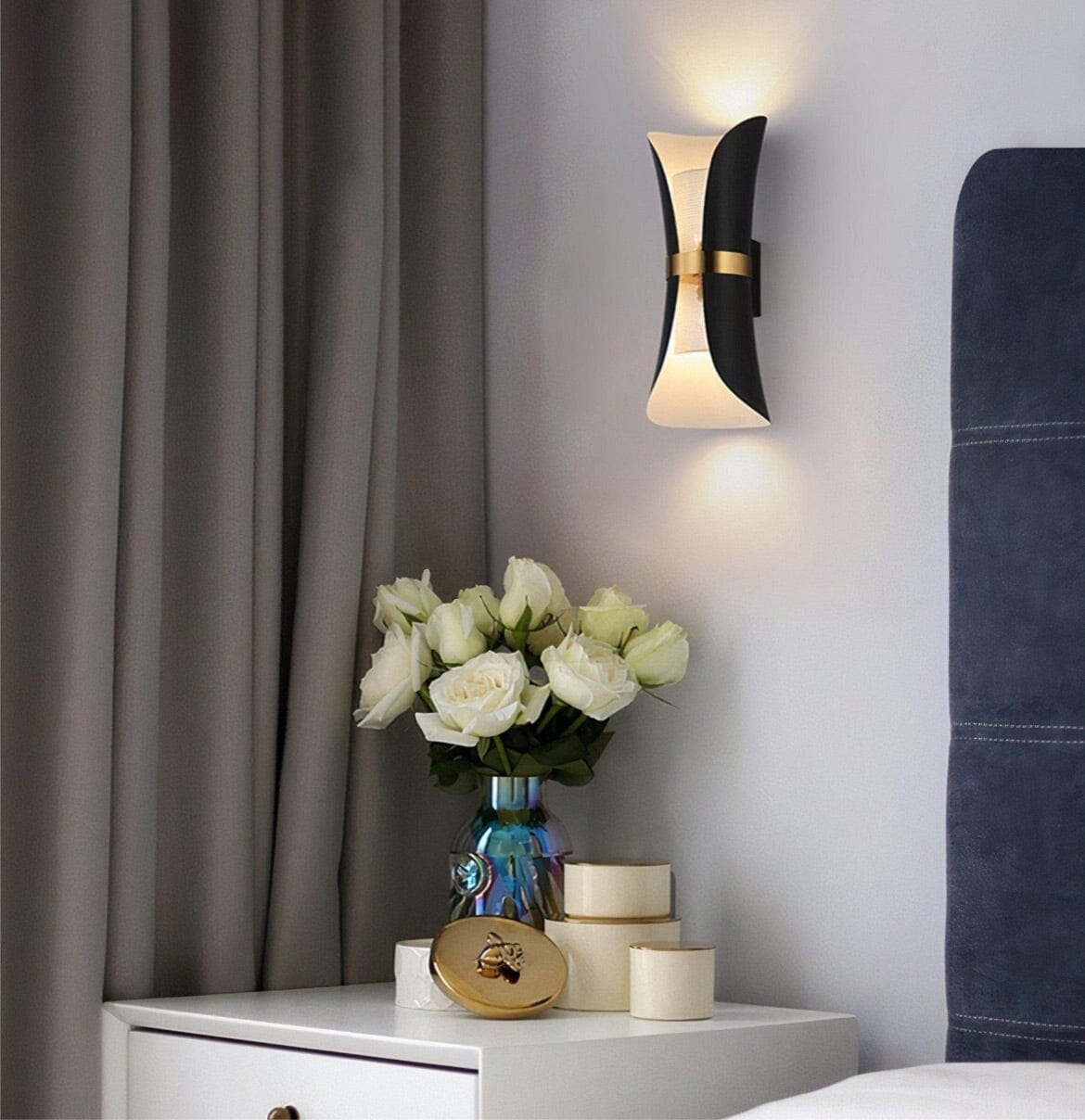 Liora Wall Lamp | Lersk