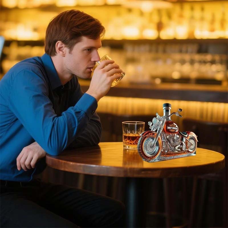 Karafka do whisky w kształcie motocykla Harley do dekoracji domowego baru i jako element do rozmów | Lersk