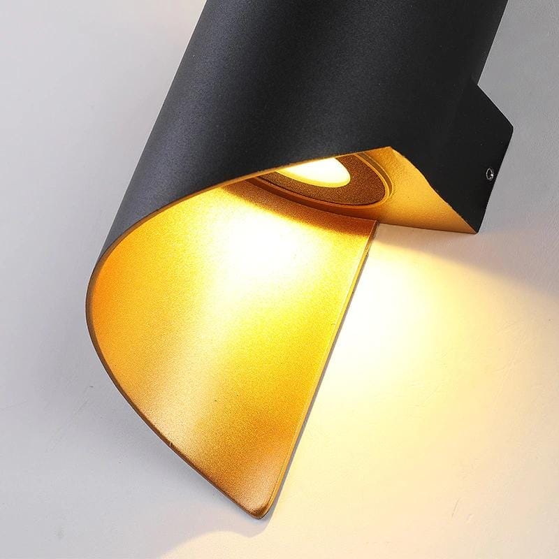 Nástěnná lampa Riverton | Lersk