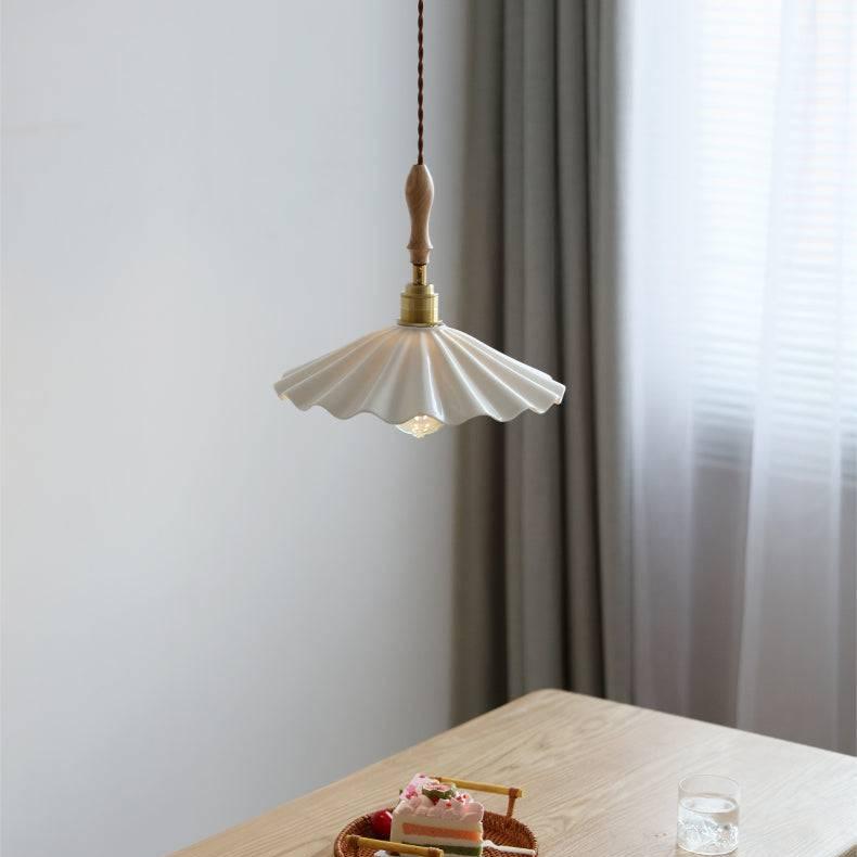 Lampada a sospensione per isola cucina in ceramica testurizzata LunaCore | Lersk