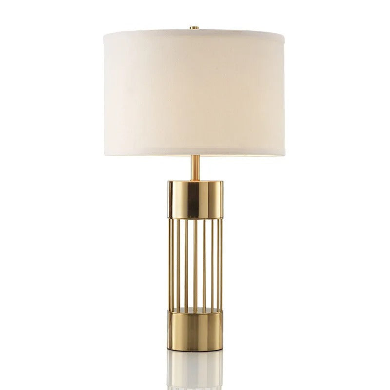 Aurora Nordic stolní lampa z mosazi s lněným stínidlem Měkké světlo | Lersk