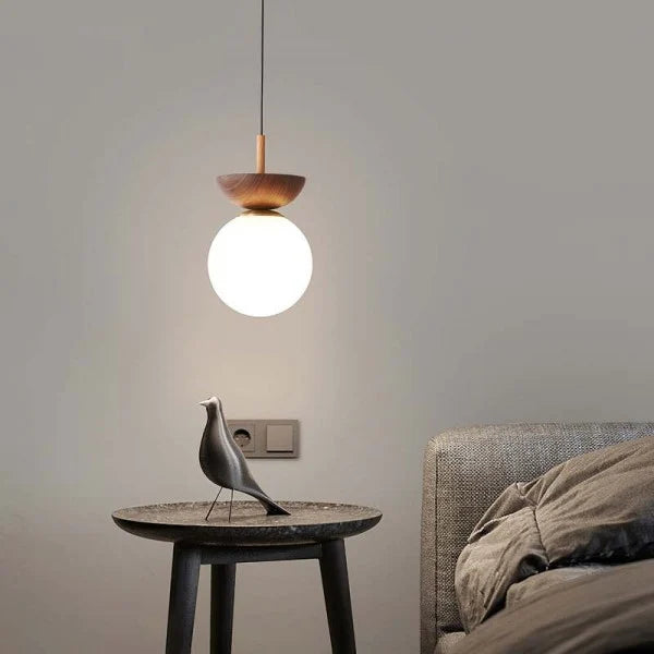 Lampada a sospensione nordica AsteriNord metà legno per spazi moderni | Lersk