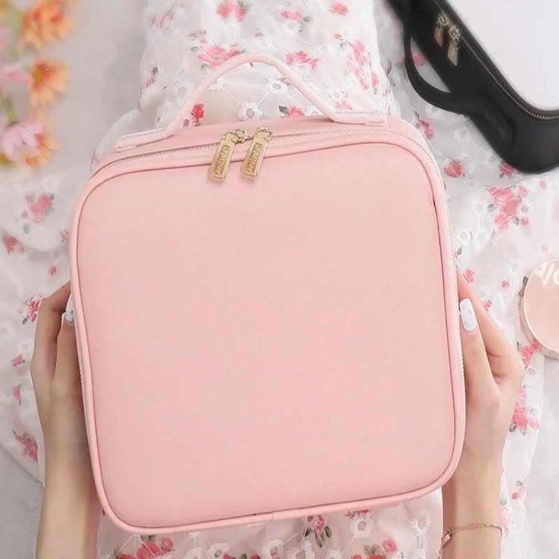 حقيبة مكياج GlamBolt LED متوهجة للسفر ولمسات التجميل اليومية في أي مكان | Lersk
