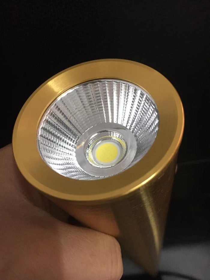 Lampada a sospensione a cono LED NovaCrest | Apparecchio moderno in alluminio | Lersk