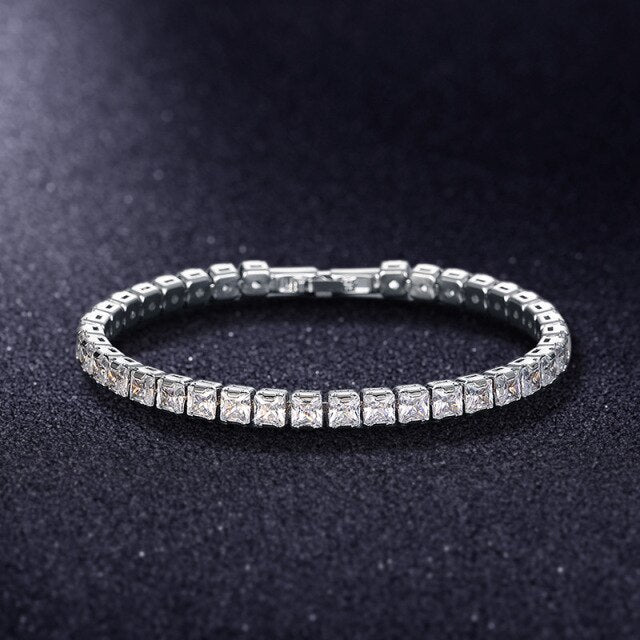 Bracelet chaîne tennis AstraLuxe avec accents en zirconium pour un éclat intemporel | Lersk