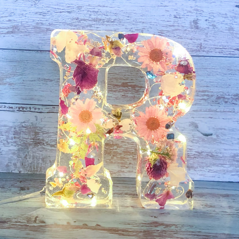Dried Flower Letters Night Light Elegant Alphabet Lamp For Home Decor And Gift Idea | Lersk