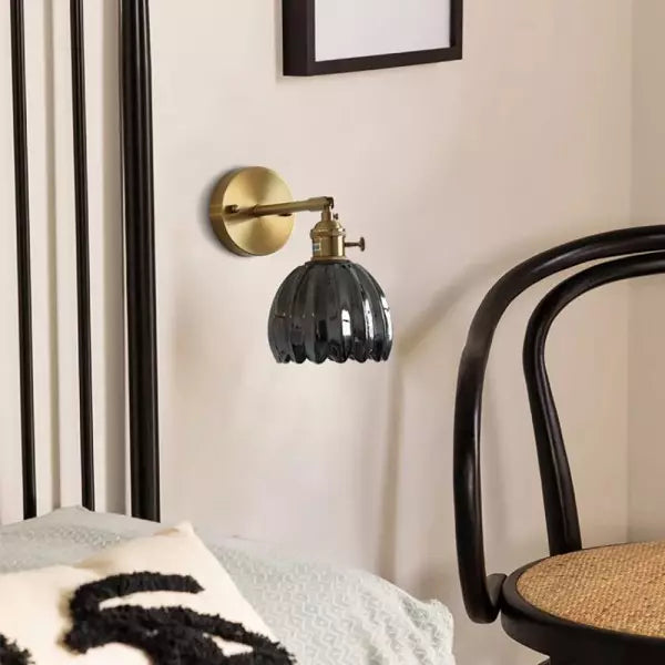 Nástěnné skleněné světlo Blossom Tulip s teplým vintage světlem | Lersk