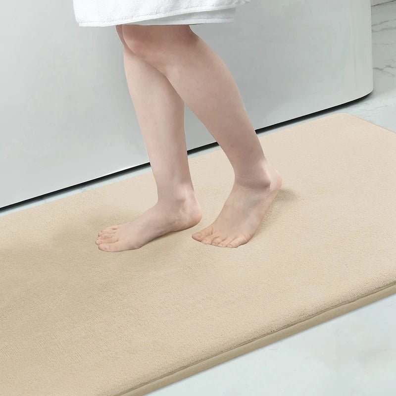 Nova Velvet Bath Mat Absorbent Non Slip Quick Dry Rug | Lersk