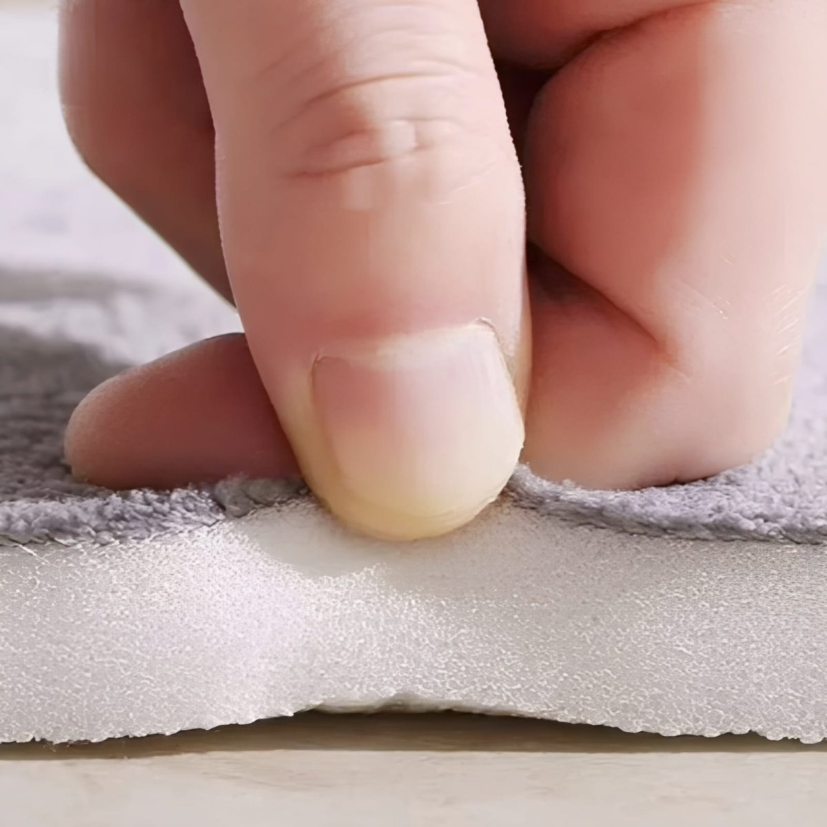 Nova Velvet Bath Mat Absorbent Non Slip Quick Dry Rug | Lersk