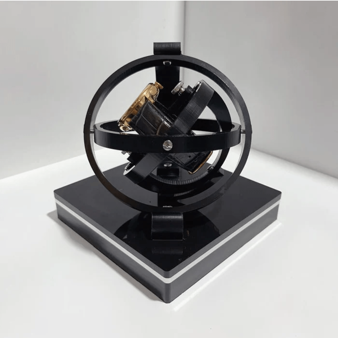 Caja de exhibición de enrollador automático de relojes de lujo que mantiene los relojes en marcha y eleva el estilo interior | Lersk