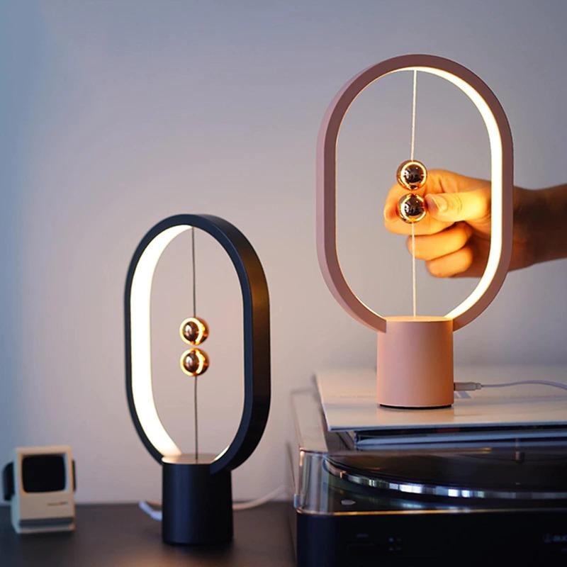 Novelo | USB Wiederaufladbare Magnetische Balance LED-Leuchte