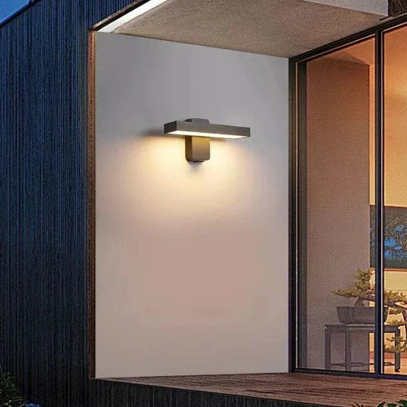 Auron IP65 PIR Motion Sensor Outdoor Wall Light, Rotatable | Lersk