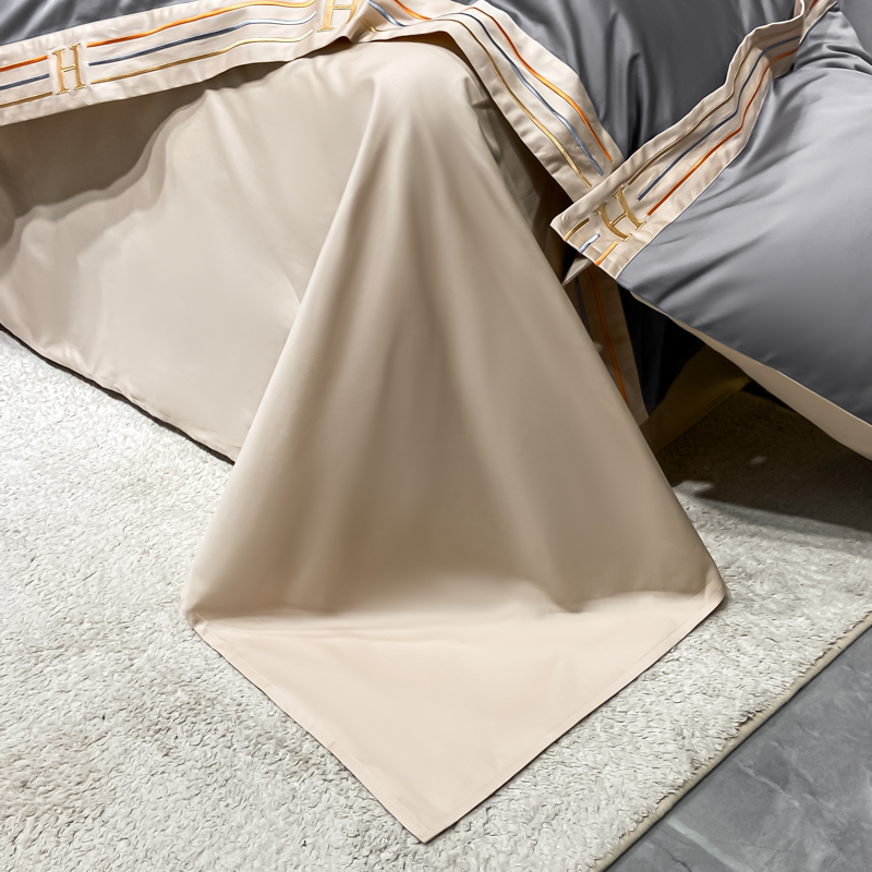 NovaQuill Satin Cotton Embroidered Bedding Set 4 Piece | Lersk